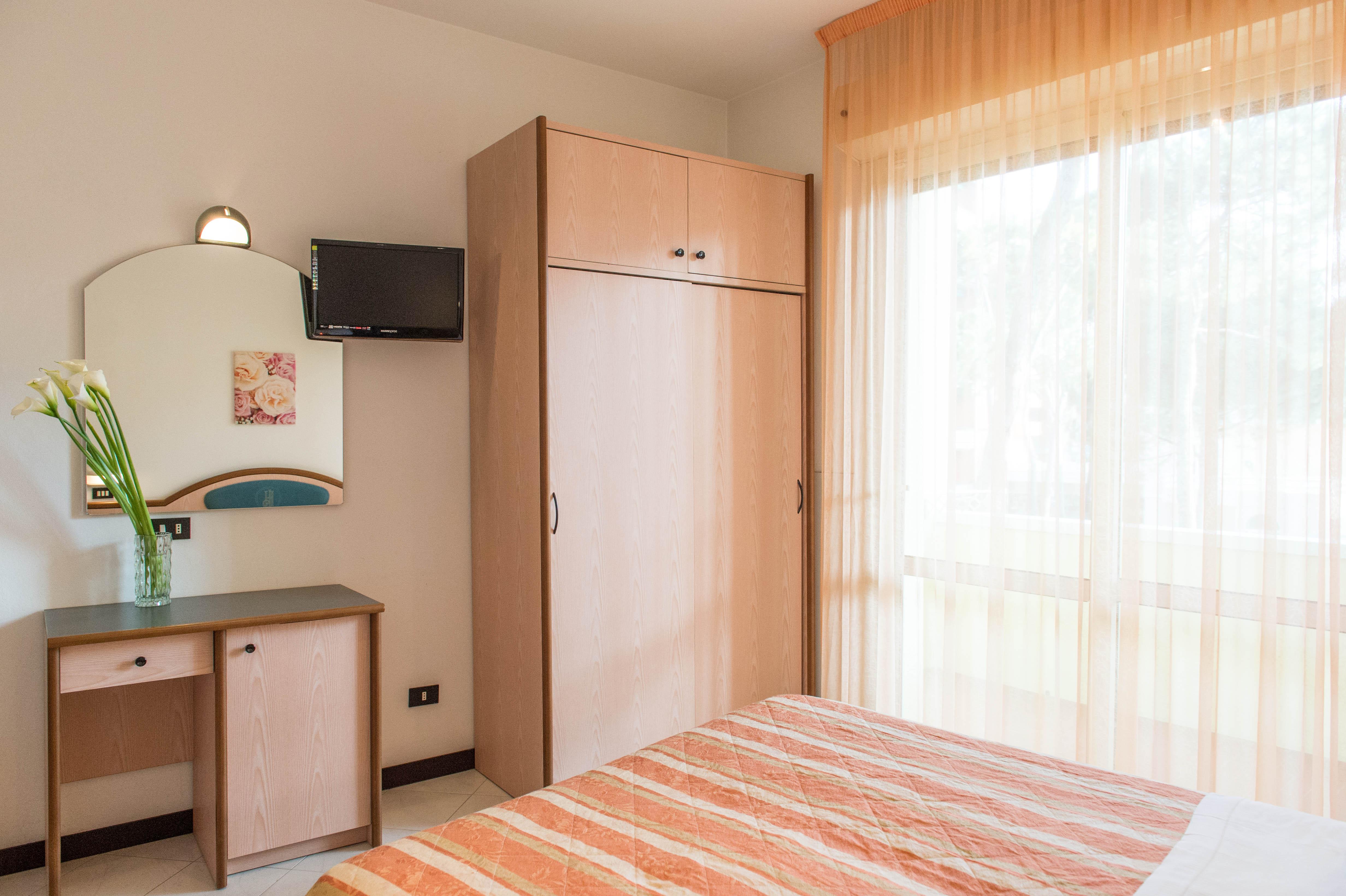 Hotel Luxor Milano Marittima Exterior photo